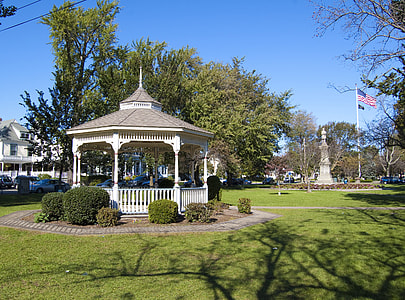 Milford Green in Connecticut thumbnail