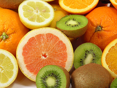 photo of sliced kiwis and lemons thumbnail