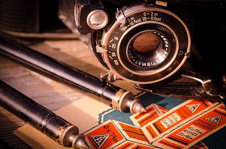 black camera lens on table thumbnail