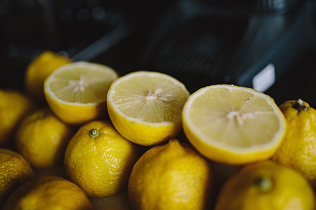 Fresh lemons thumbnail