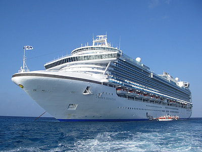 white cruise ship thumbnail