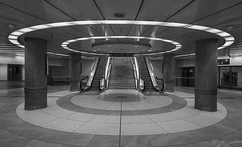 escalator thumbnail