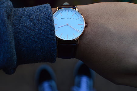 person wearing watch reading at 8:21 thumbnail