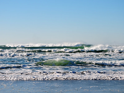 Coastal Waves in Oregon thumbnail