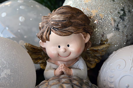 angel ceramic figurine thumbnail