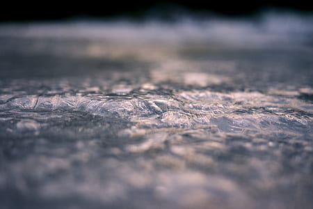 closeup photography of water thumbnail