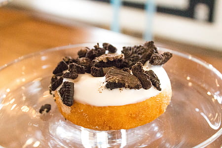 close-up photography of doughnut with cookies thumbnail