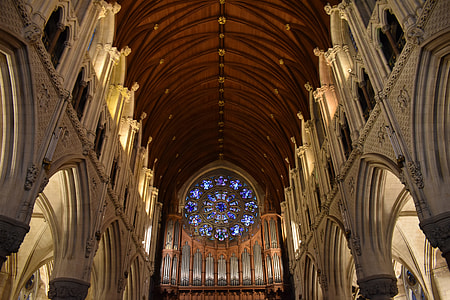 cathedral interior thumbnail
