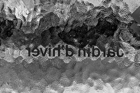 gray background with text overlay thumbnail