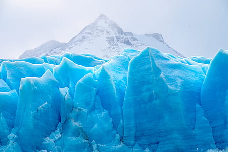 iceberg and mountain thumbnail