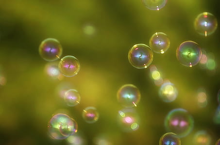water bubbles photography thumbnail