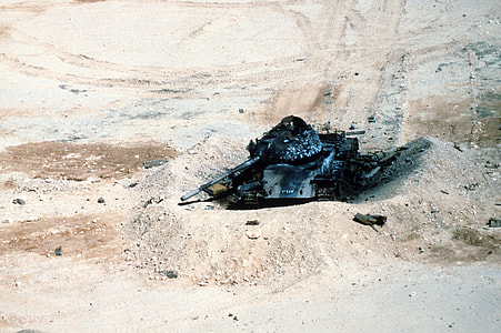 An Iraqi T-54A destroyed in the desert in the Gulf War thumbnail