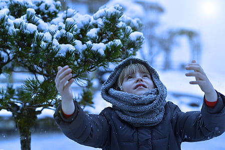 girl wearing gray scarf and dark-blue jacket thumbnail