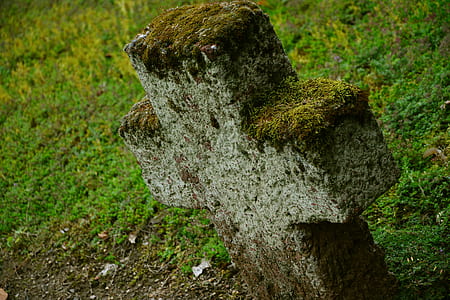 concrete cross gravestone thumbnail