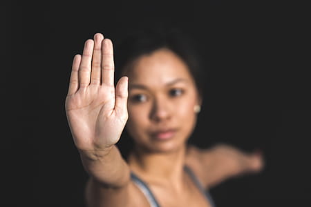 Woman Doing Yoga Photo thumbnail