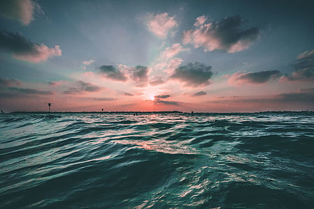 ocean wave during daytime thumbnail