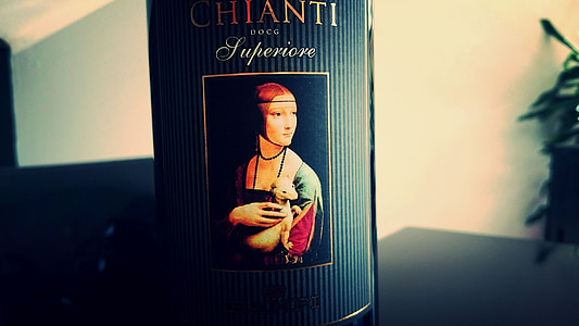 Chianti Bocc bottle on black surface thumbnail