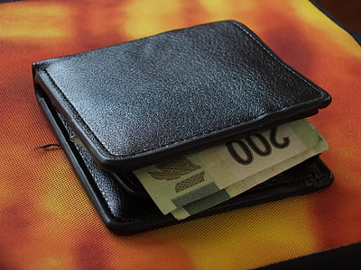 black leather bifold wallet thumbnail