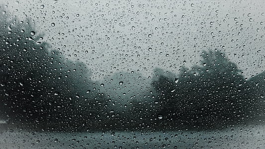 windshield with raindrops thumbnail