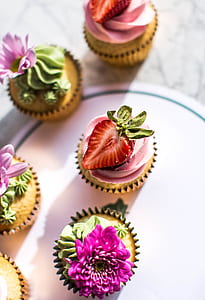 cupcake with strawberry toppings thumbnail