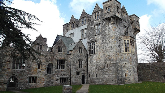 photo of gray concrete castle thumbnail