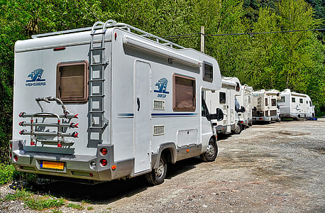 white recreational vehicle lot thumbnail