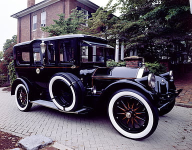 vintage black car on street during daytime thumbnail