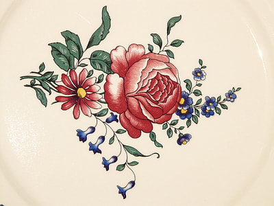 illustration of red and blue flowers with green leaves thumbnail