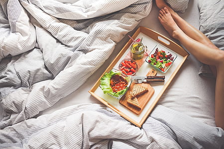 food dish on tray thumbnail