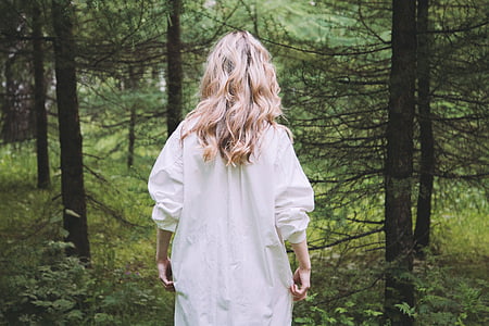 woman in white top thumbnail