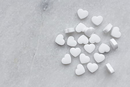 Heart foil confetti thumbnail