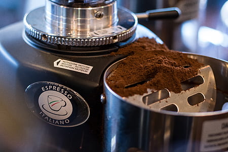 black Espresso Italiano coffeemaker with ground coffee thumbnail