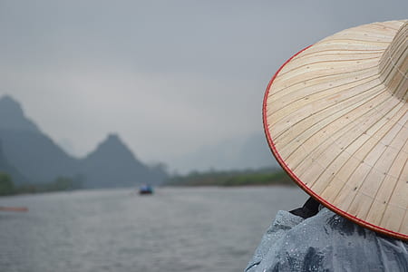 person wearing hat thumbnail