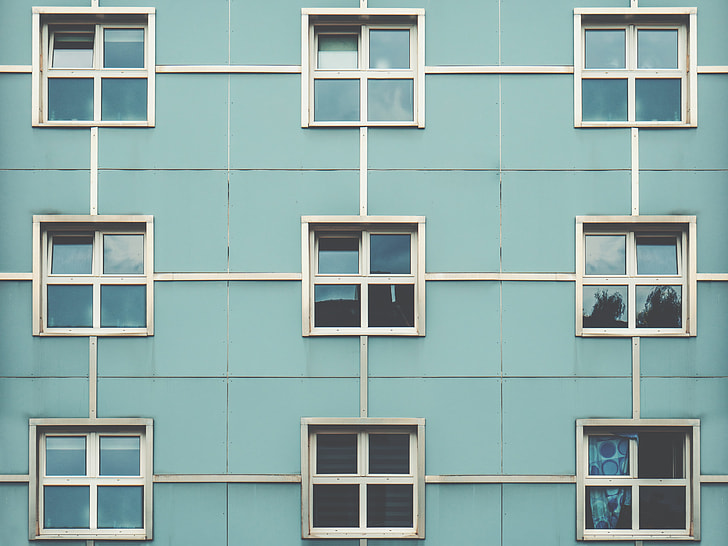 facade-window-architecture-geometric.jpg
