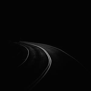white lines on road thumbnail