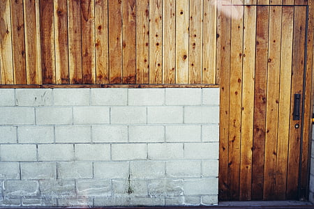 brown parquet plank wall thumbnail