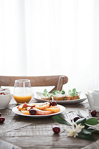 shallow focus photo of dish set on table thumbnail