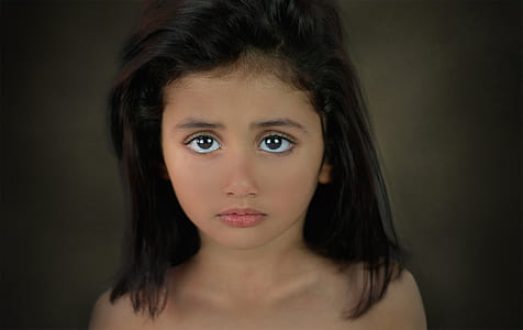 girl's face thumbnail