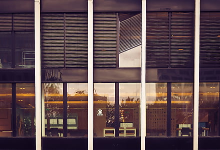 5-panel of brown building illustration thumbnail