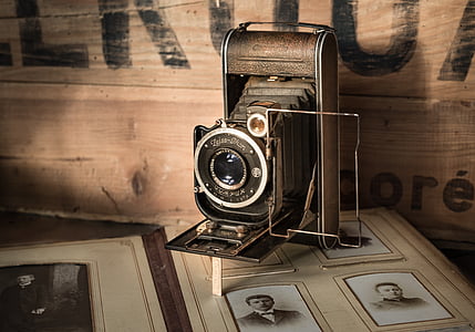 gray and black land camera with stand thumbnail