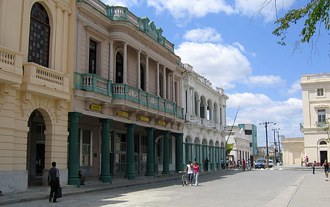 Buildings in the street of Santa Clara, Cuba thumbnail