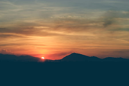 silhouette of mountain thumbnail