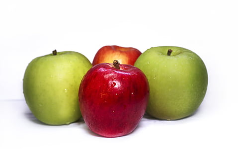 two green and two red apples thumbnail