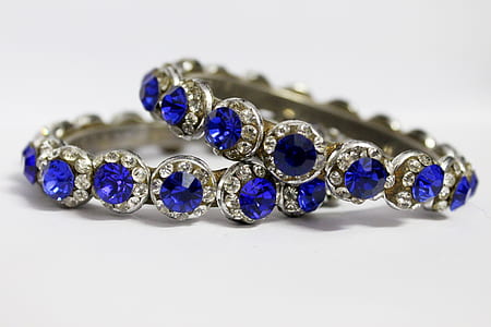 two silver-colored rings thumbnail