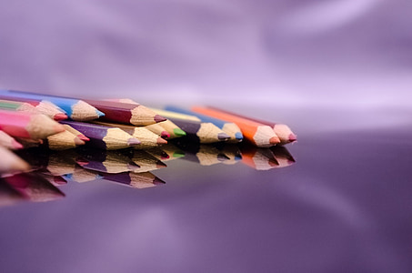 color pencil set thumbnail