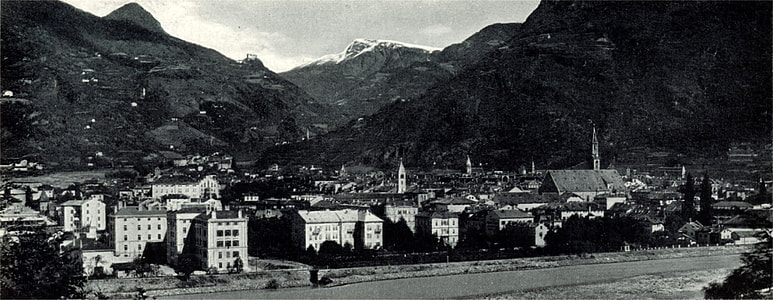 Bolzano in 1898 in Italy thumbnail
