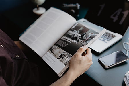 Reading a magazine thumbnail