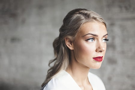woman in white shirt thumbnail