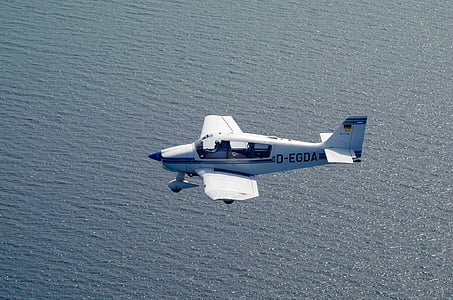 white airplane thumbnail