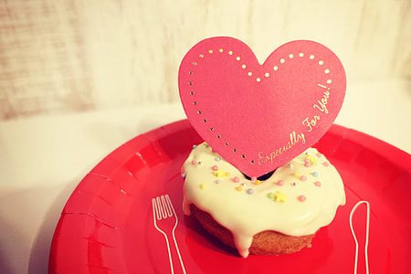 white cream Donut on red plate thumbnail